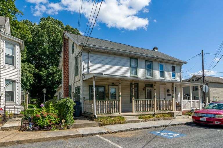 Absolute Auction 3 Bedroom 1.5 Bath in Highspire, Dauphin County, PA