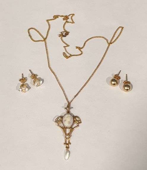 10K Yellow Gold Necklace and 2 Sets of 14K Pierced Earrings