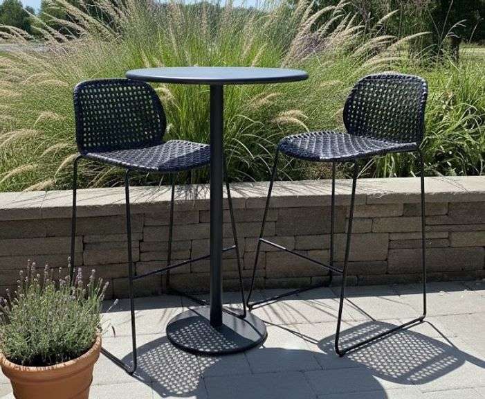 Cane-line Go Bar Table and 2 Bar Chairs