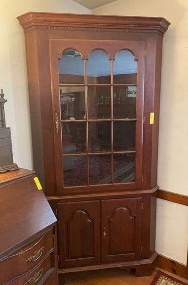 Corner Cabinet