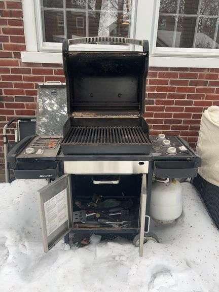 Weber Spirit Propane Grill
