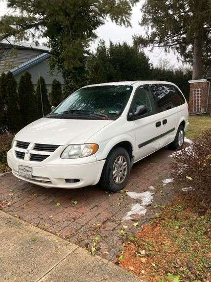 2005 Dodge Caravan 1D4GP24E55B304600