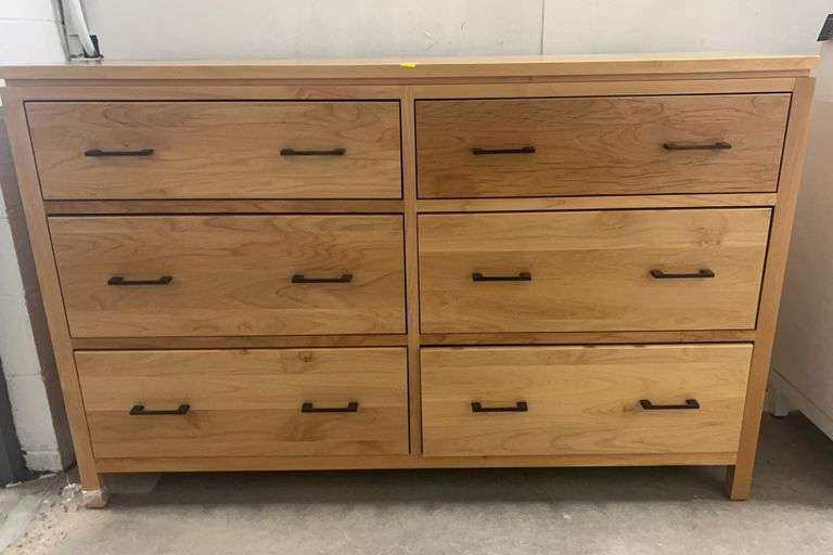 Light Maple Colored 6 Drawer Dresser