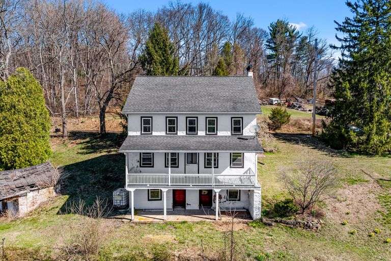 39 Gill Road, Mohnton, Pennsylvania 19540