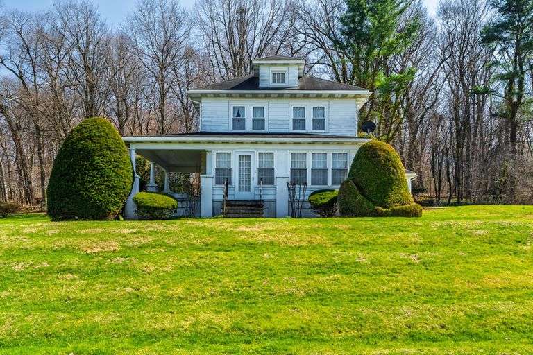 15 Buttermilk Land, Kirkwood, PA 17536