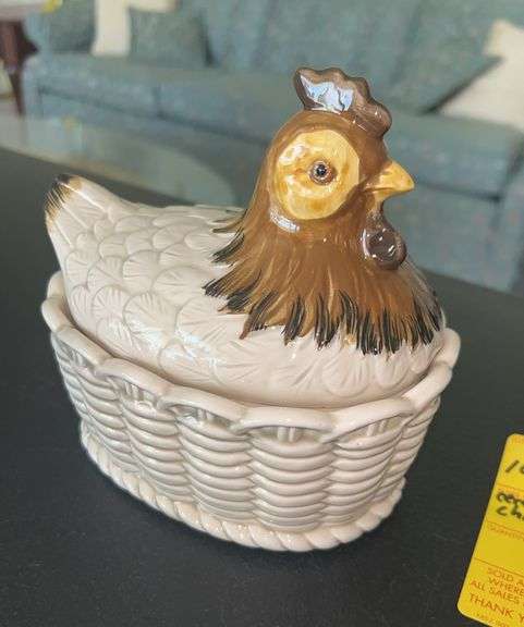 Vintage Hen on Nest Covered Dish