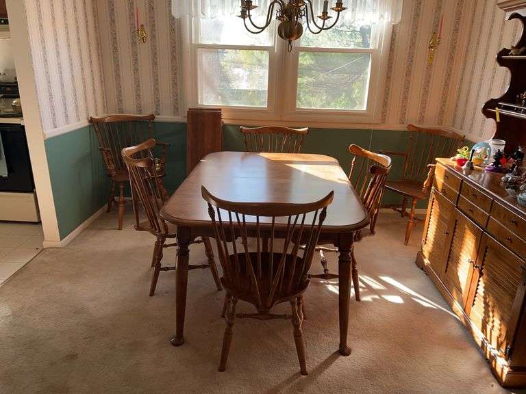 Ethan Allen Dining Table with 6 Chairs