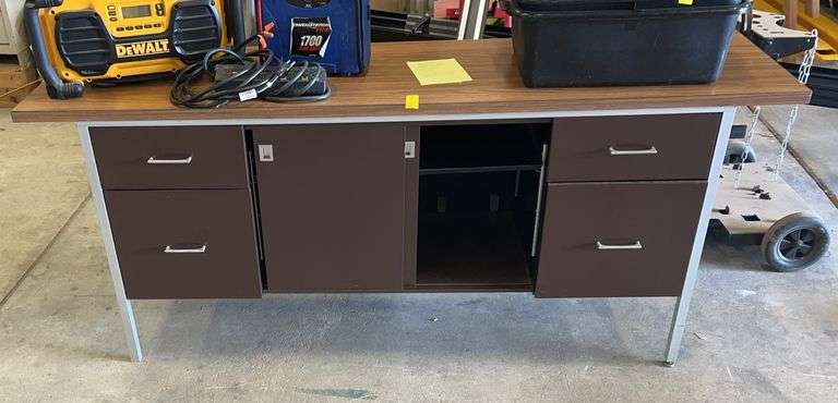 Metal Desk with Laminate Top