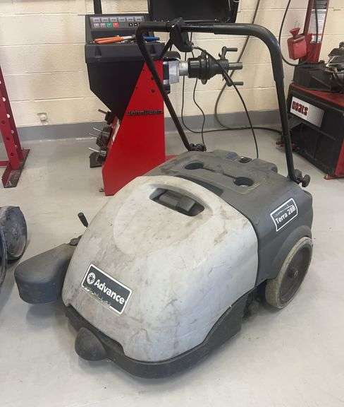 Terra 28B Commercial Floor Sweeper