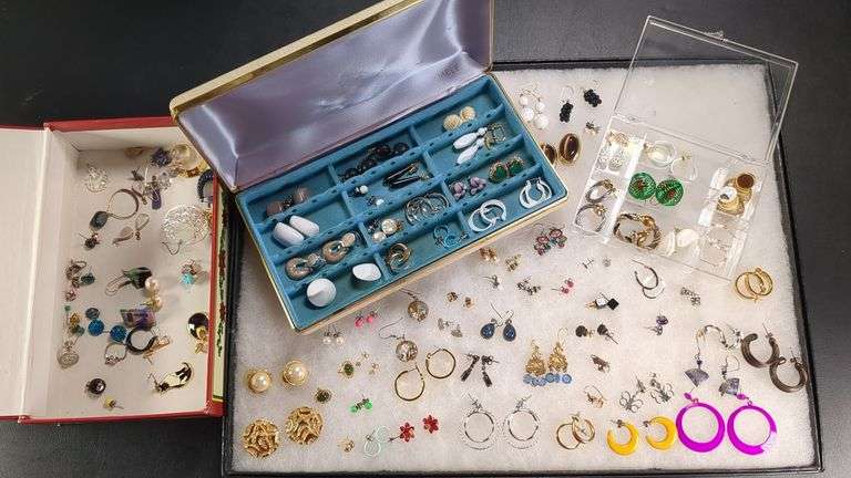 Pierced Earrings and Jewelry Cases