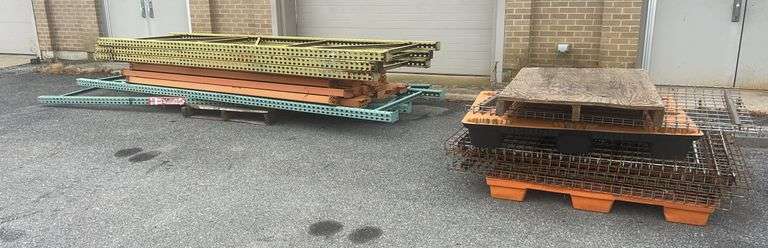 Industrial Racking/ Shelving