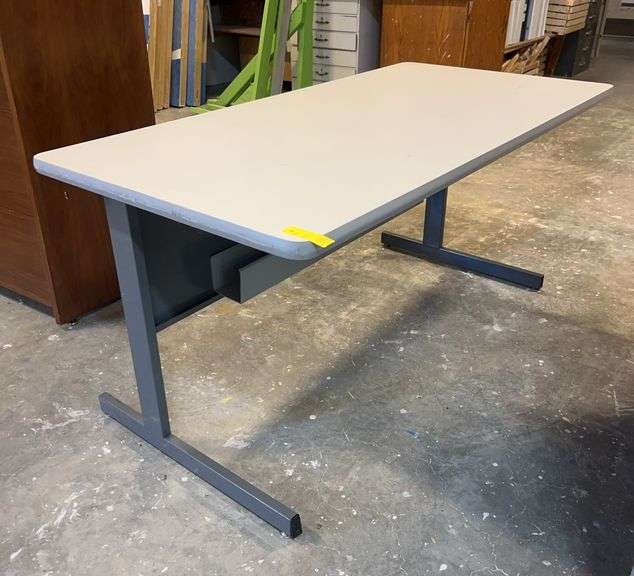 Work Desk