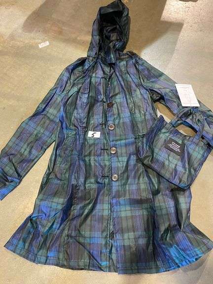 WATER REPELLENT RAIN COAT APPROX SIZE SMALL