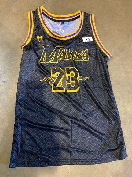 BRYANT AND JAMES JERSEY LG/XL