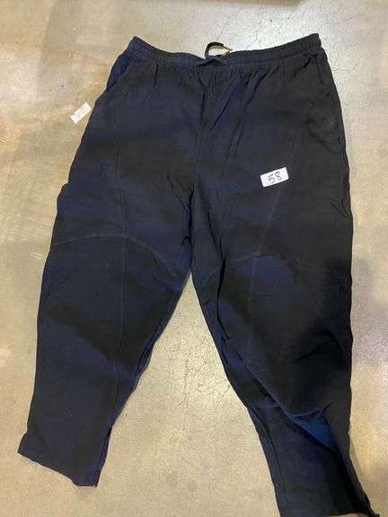 LADIES BLACK ELASTIC WAIST CAPRI APPROX MEDIUM