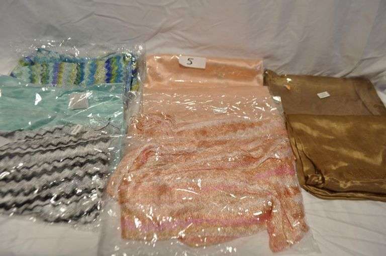 LOT OF VERY COLORFUL SCARFS