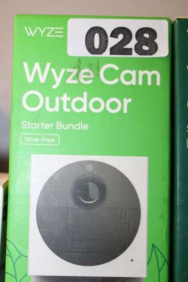 [MSRP: $73.99] Wyze cam outdoor starter bundle