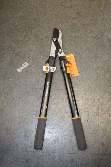 [MSRP: $32.29] Fiskars 24" Loppers