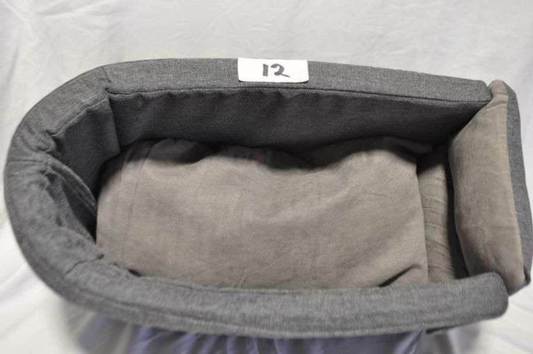 CATHPETIC GRAY PET CAR SEAT