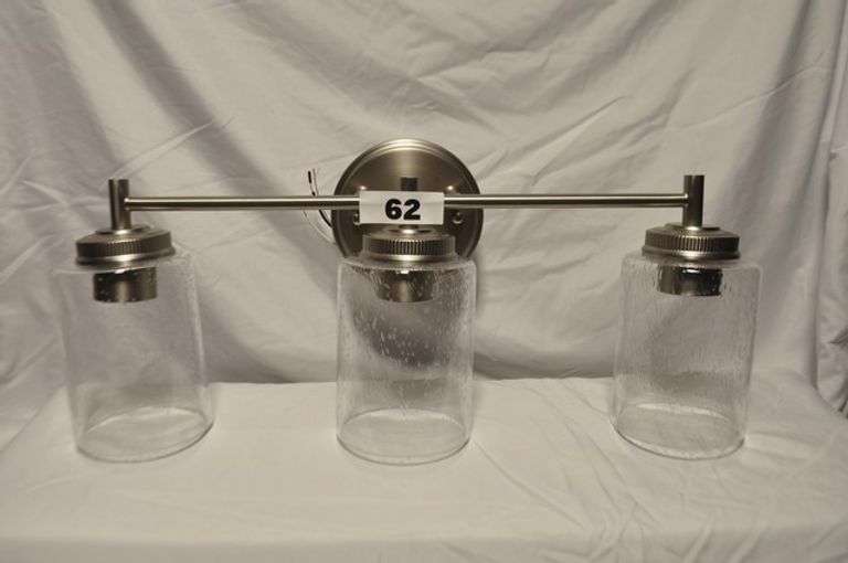 TOUNISAR VANITY LIGHT FIXTURE - NICKLE COLOR 28 X 10X 7B3 LIGHTS MODEL V9021-3BN