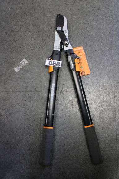 [MSRP: $32.29] Fiskars 24" Loppers