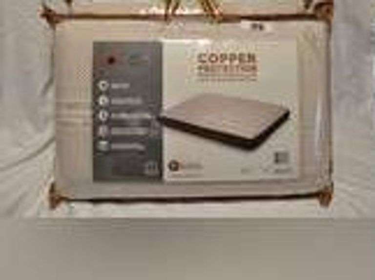 SWISS COMFORT MEMORY FOAM PILLOW RETAIL $62.00