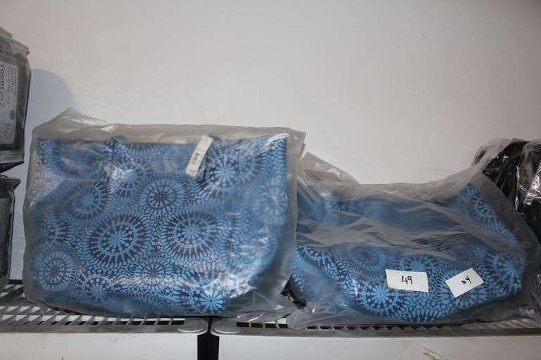 GEORGE LARGE REVERSIBLE TOTE BAG BLUE  SHADES 31009241 RETAIL $17 EA EACH W/ TAGS