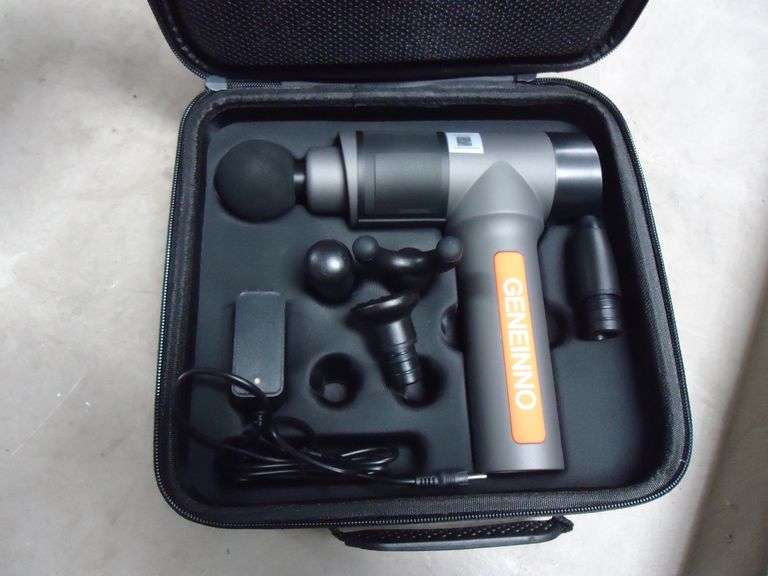 GENEINO MASSAGE GUN