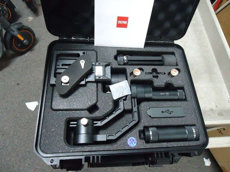 ZHIYUN CRANE PLUS CAMERA STABILIZER GIMBAL