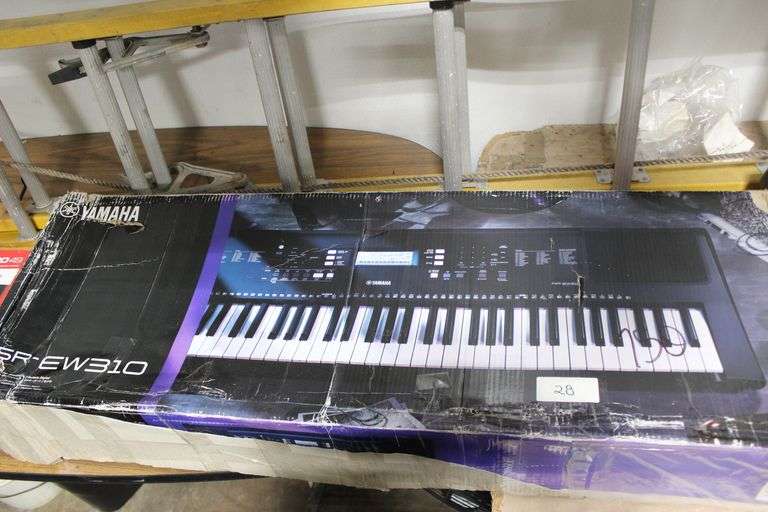 YAMAHA PORTABLE 76-KEY DIGITAL KEYBOARD WITH SPEAKERS MODEL NO PSR-EW310