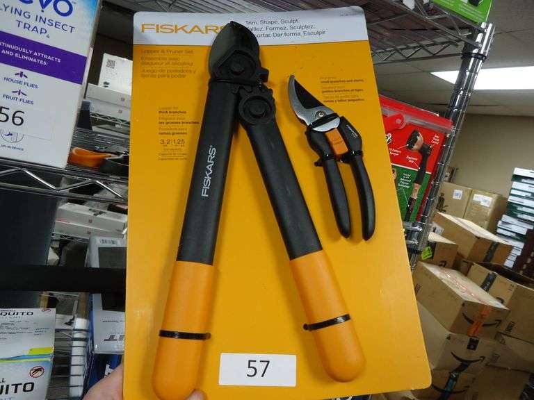 NEW! FISKARS LOPPER AND PRUNER SET