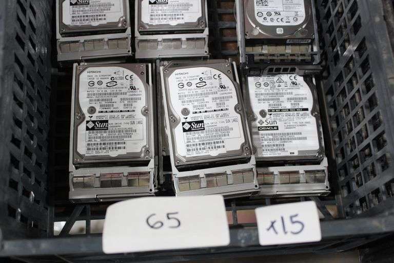 LOT OF ASSORTED SERVER HARD DRIVES 2.5 IN SIZE INCLUDING DELL 500 GB HARD DRIVE MODEL NO 9R164-135, SEAGATE HARD DRIVE 146 GB MODEL NO ST9146803SS, HITACHI 146GB HARD DRIVE MODEL NO HUC101414CSS300