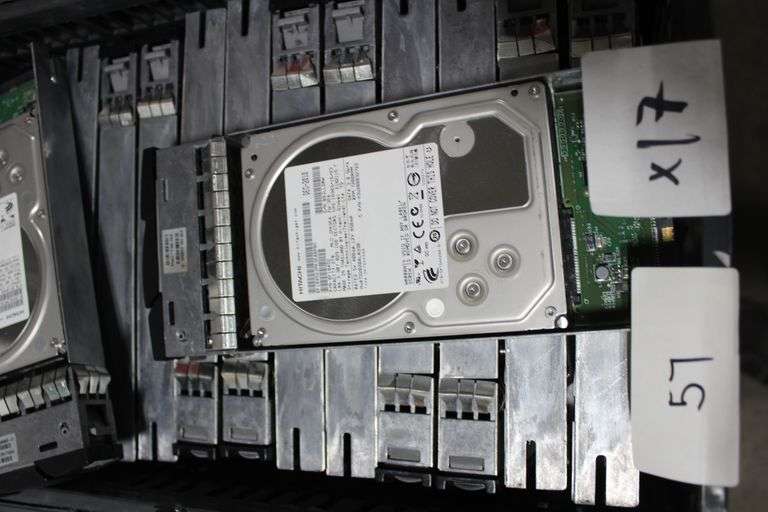 HITACHI 2TB CAPACITY HARD DRIVE MODEL NO 0F10452, 3.5 IN