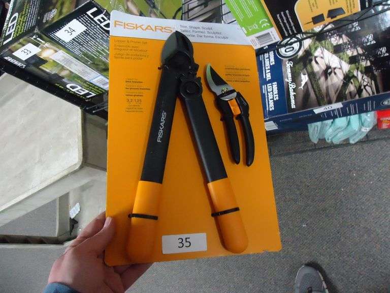 NEW! FISKARS LOPPER AND PRUNER SET