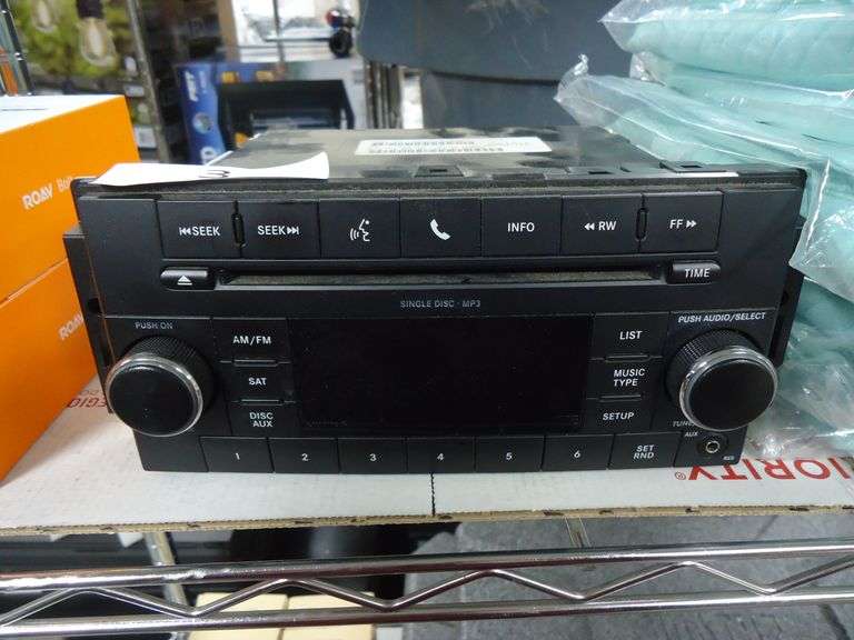 AUTOMOBILE RADIO