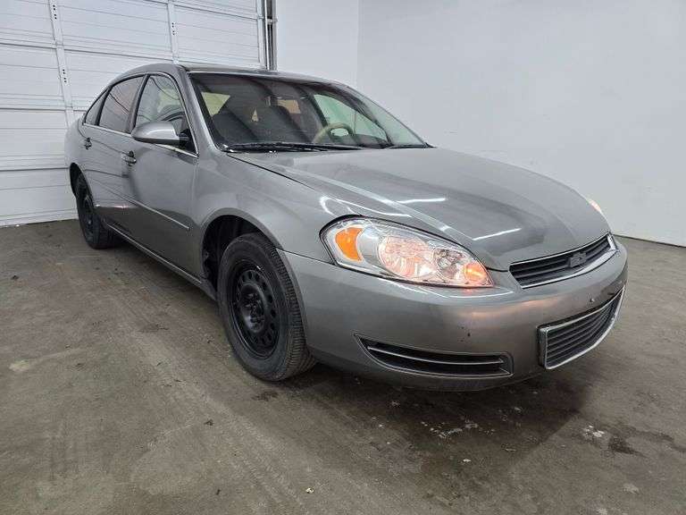 2010 CHEVY IMPALA VIN# 2FMDK3GC1ABB26179 HAS KEY HAS TITLE RUNS AN DRIVES