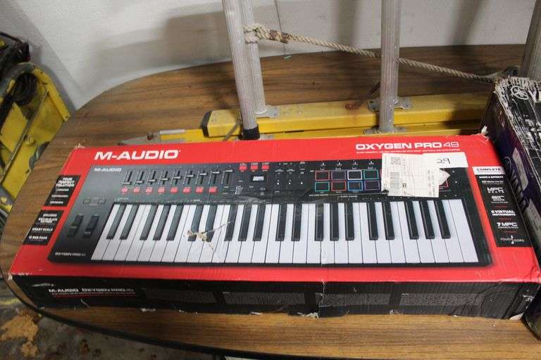 M-AUDIO OXYGEN PRO 49 40-KEY POWERFUL USB MIDI CONTROLLER WITH SMART CONTROLS AND AUTO-MAPPING