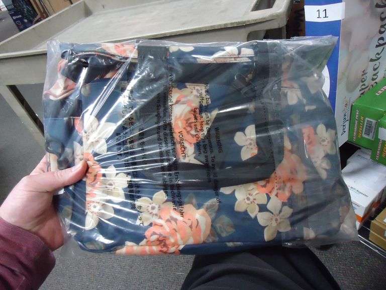 NEW! FLORIAL TOTE BAG