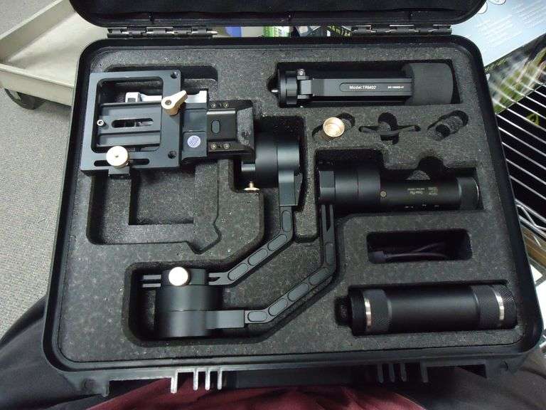 ZHIYUN CRANE PLUS CAMERA STABILIZER GIMBAL