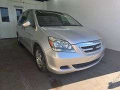 2005 HONDA ODYSSEY VIN# 5FNRL38615B050651 HAS KEY HAS TITLE