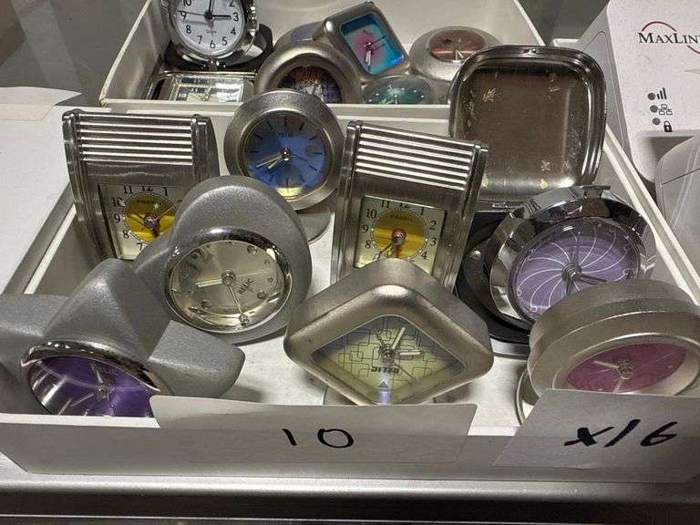 LOT OF ASSORTED FOSSIL AND RELIC TRAVEL CLOCKS