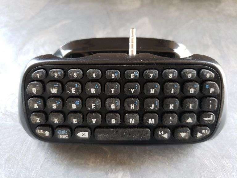 PS4 WIRELESS KEYBOARD CONTROLLER