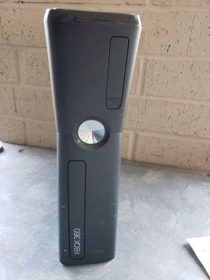 XBOX CONSOLE