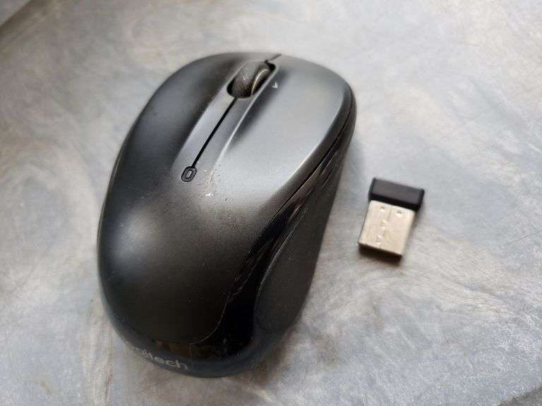 LOGITECH WIRELESS MOUSE