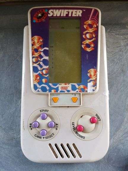 RARE VTECH HANDHELD GAME SWIFTER