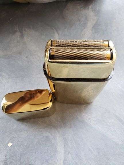 WIRELESS SHAVER