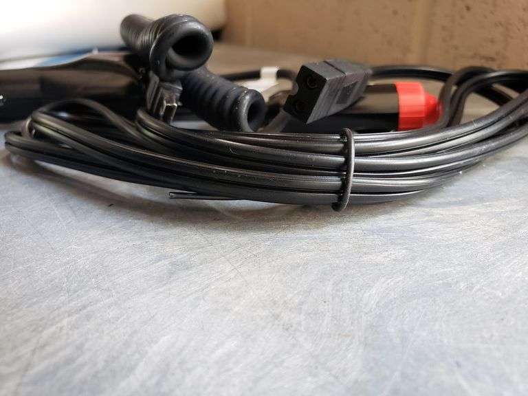 LOT OF AUTO ADAPTERS