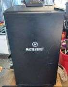 Masterbuilt Electric Smoker