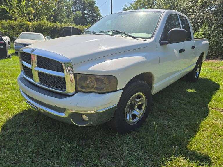 2002 DODGE RAM VIN#  HAS KEY HAS TITLE RUNS AN DRIVES