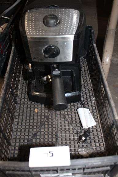 DELONGHI STAINLESS STEEL & BLACK ESPRESSO MACHINE EC-155